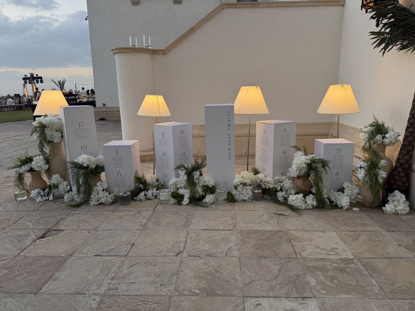 Entrance Decor 16